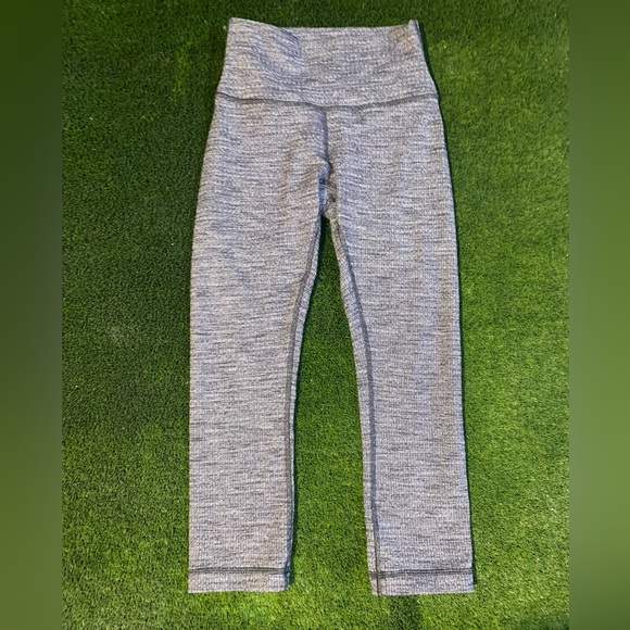 Mixed Lot of 3 LuluLemon  Womens Activewear Yoga Workout Pants Cropped - Picture 7 of 16